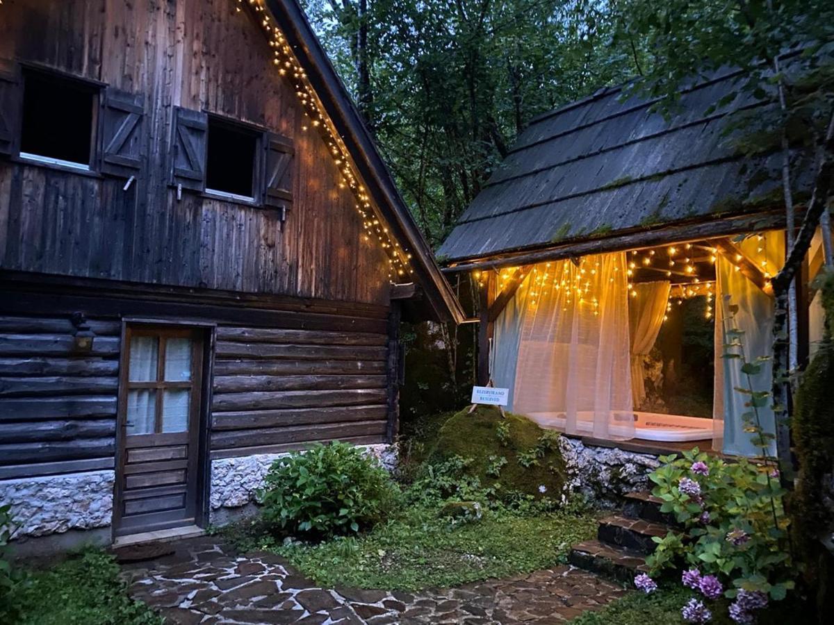 Pristava Lepena Village 외부 사진
