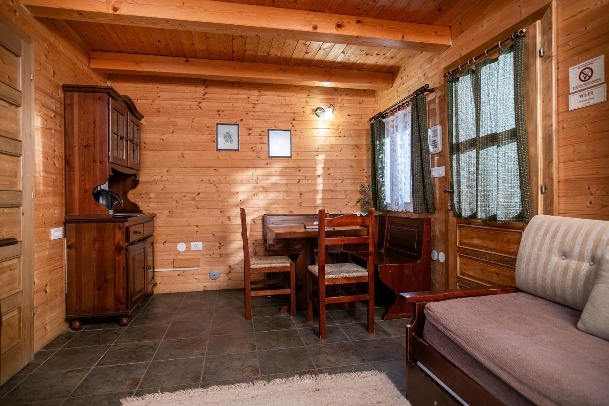 Pristava Lepena Village 외부 사진